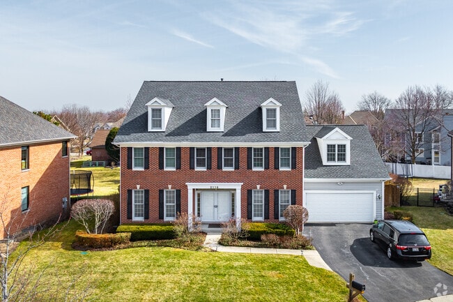 This Georgian home in the Willows is a wonderfully symmetrical part of the neighborhood.