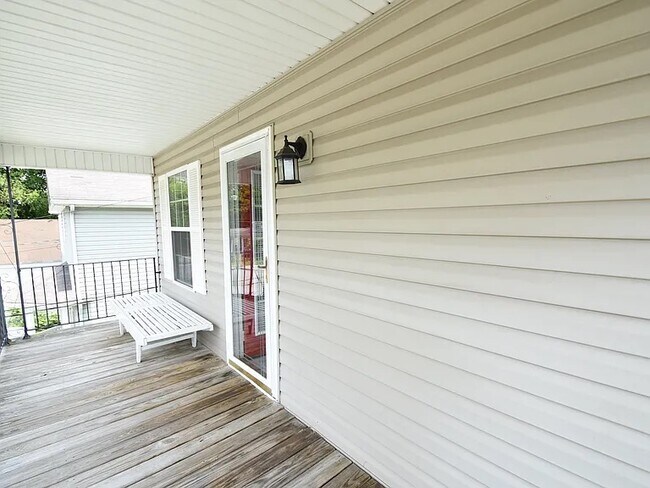 614 N Highland Park Ave, Chattanooga, TN 37404 - photo 2