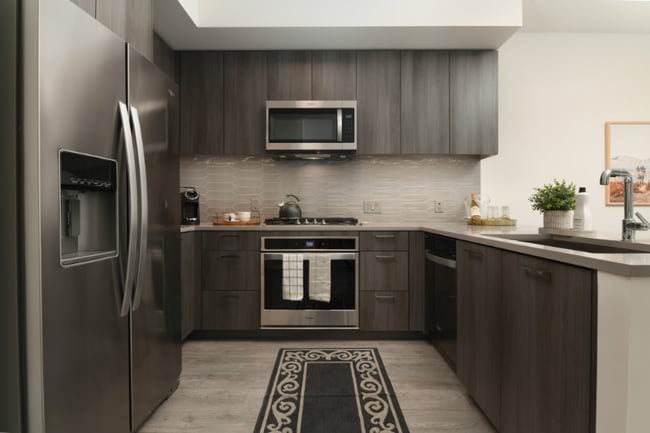 825 W Madison St, Chicago, IL 60607 - photo 2