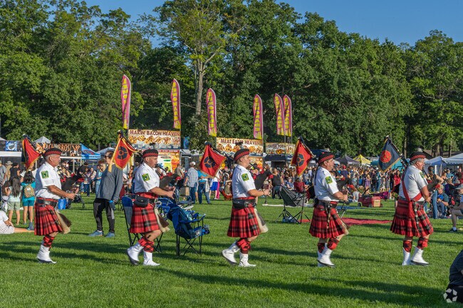 The Firemen’s Hot Air Balloon Festival brings color and excitement to Plainville.