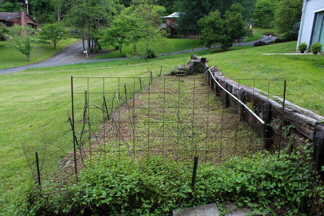 Garden area available to tenants.