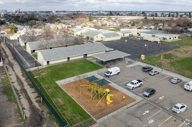 Kirk Elementary School is located in Fresno.