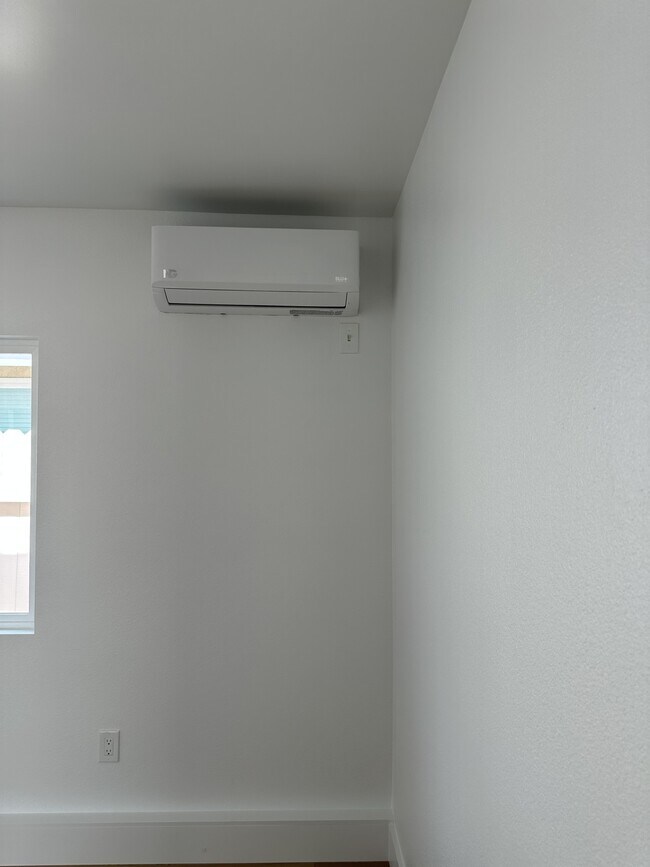 14601 Lofty St unit 1, Irvine, CA 92604 - photo 5