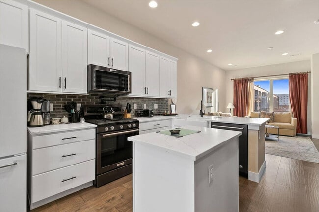 1688 Quitman St unit ID1013132P, Denver, CO 80204 - photo 4