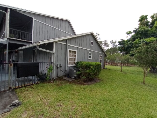 16281 71st Ln N, Loxahatchee, FL 33470 - photo 6