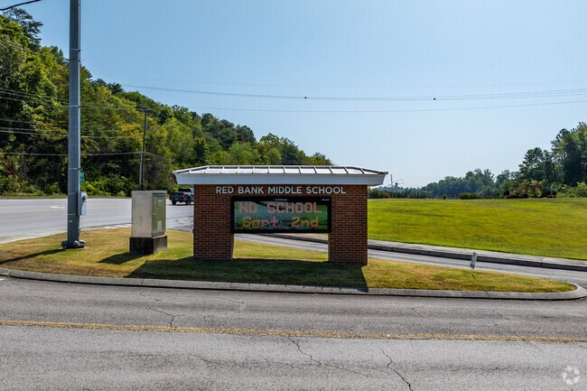 Red Bank Middle School recently updated its campus with a brand new facility.