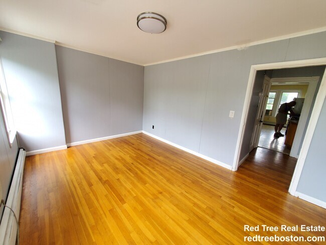 7 High Street Place unit 2, Brookline, MA 02445 - photo 3