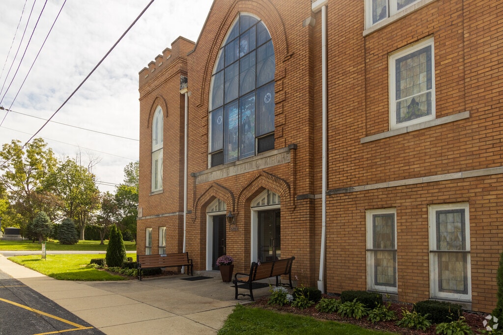 St Pauls Christian School Provides education in the neighborhood of 
Monee