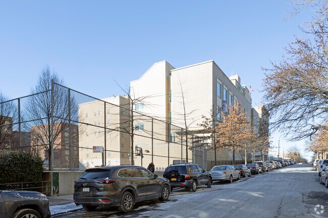 Ps 96 Richard Rodgers is a public school located in Bronx, NY.