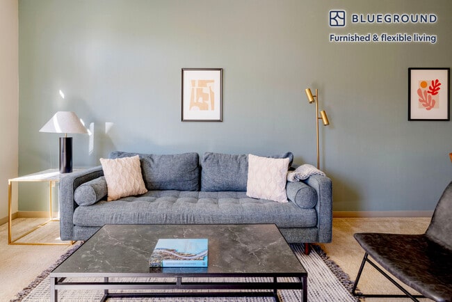 5200 Iron Horse Pkwy unit FL4-ID1504, Dublin, CA 94568 - photo 2