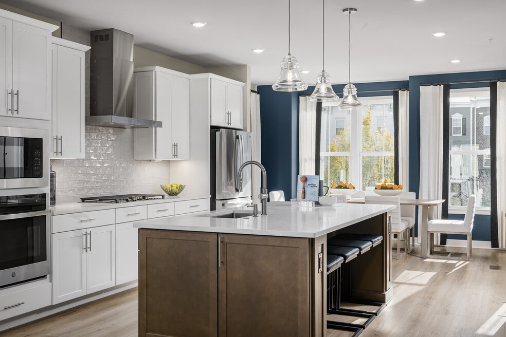 6618 Camden St, Middle River, MD 21220 - photo 1