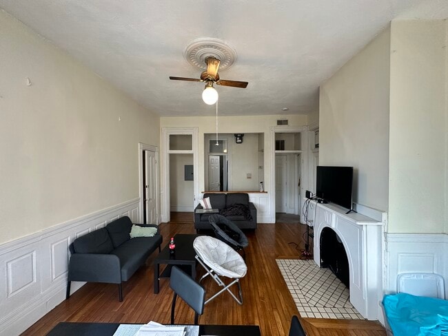 1451 Tremont St unit 2R, Roxbury Crossing, MA 02120 - photo 4