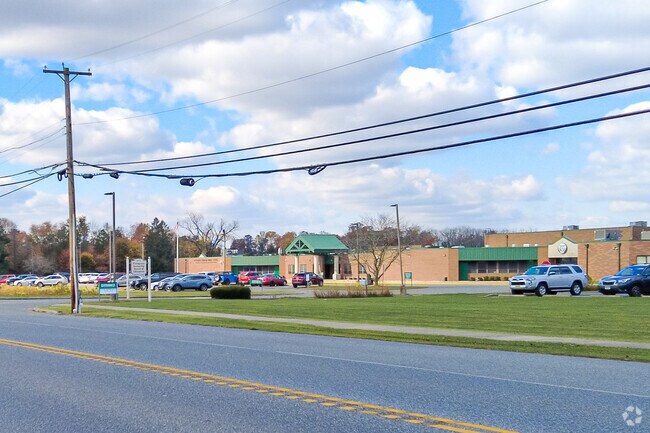 Pittsgrove Township Middle School offers student opportunities like ukelele club and track.