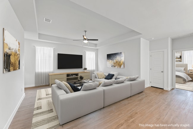 754 Whitman St, New Braunfels, TX 78130 - photo 6