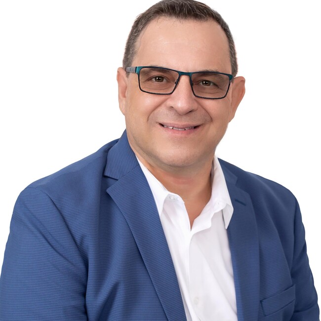 Agent Photo