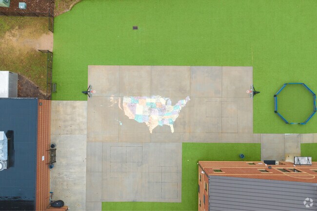 Bremen 4th & 5th Grade Academy students can enjoy outdoor recreational activity.