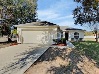 9423 Thorn Glen Rd, Jacksonville, FL 32208