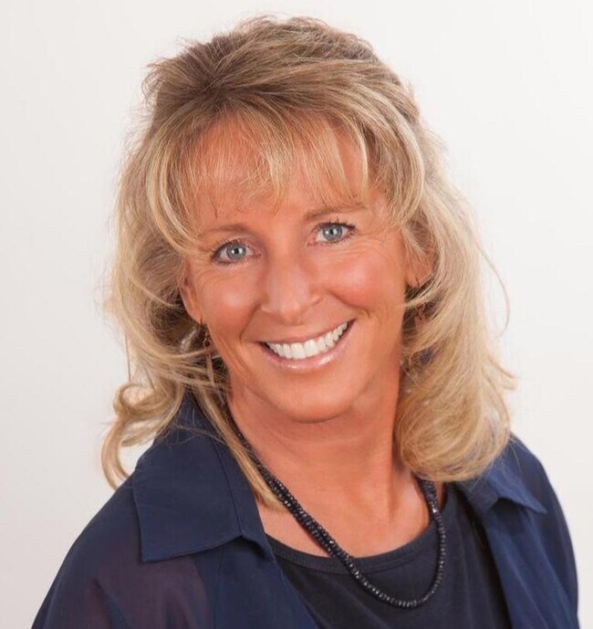 Lori Elworthy