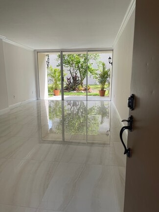 860 NW 87th Ave Unit 102, Miami, FL 33172