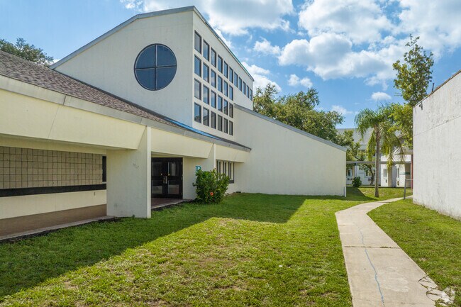 Covenant Community Academy in Fort Myers has only 40 students with 6 teachers.