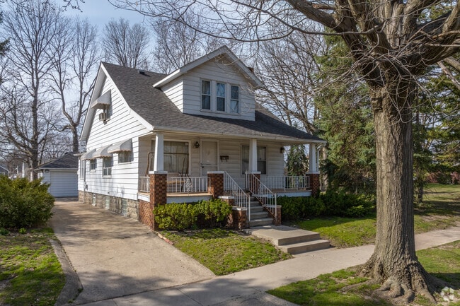 Bungalow and ranch-style homes dominate the housing market in Melvindale.