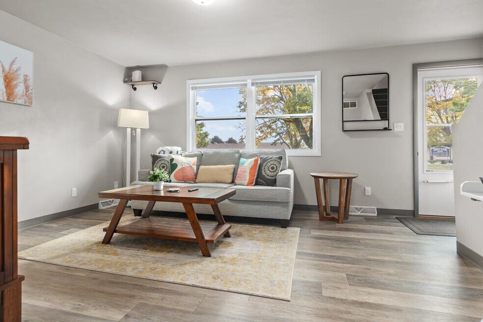 1800 E Northland Ave unit ID1296543P, Appleton, WI 54911 - photo 1