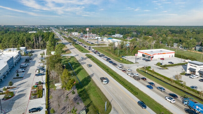 Discover Woodloch, where community and commerce meet.