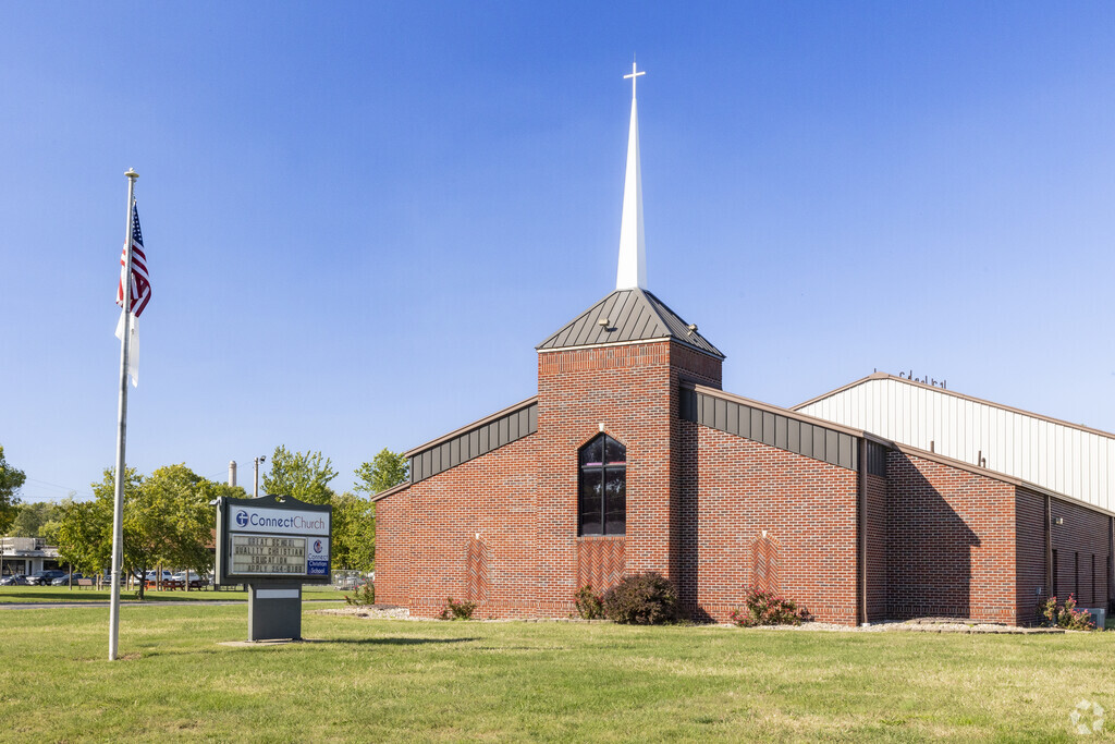 South Roxana’s Connect Christian School offers a faith based education to its students.