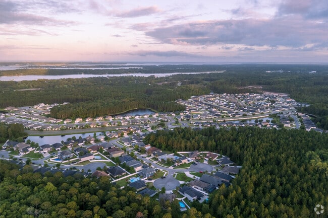 Living in Yulee offers residents a suburban rural mix feel and most residents own their homes.