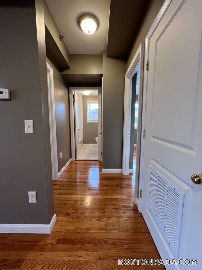 144 Stevens St unit 11, Lowell, MA 01851 - photo 6