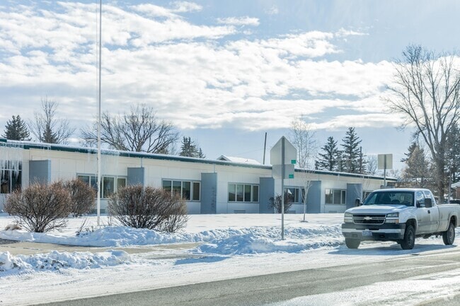 Heck/Quaw Elementary School offers safe and high quality education in Bozeman.