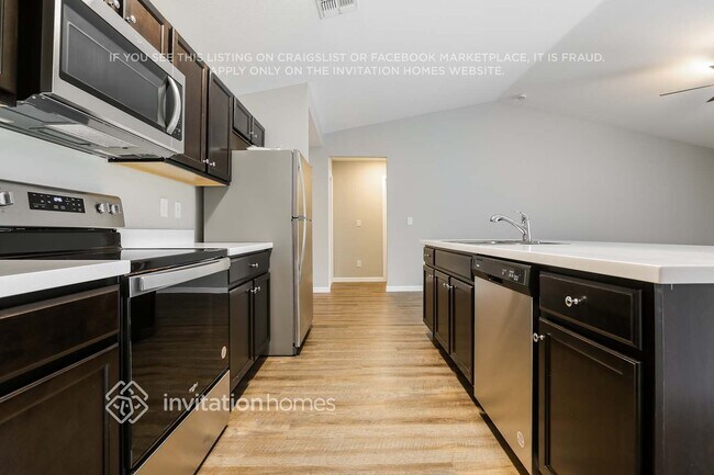 1640 Yahner St SE, Palm Bay, FL 32909 - photo 6