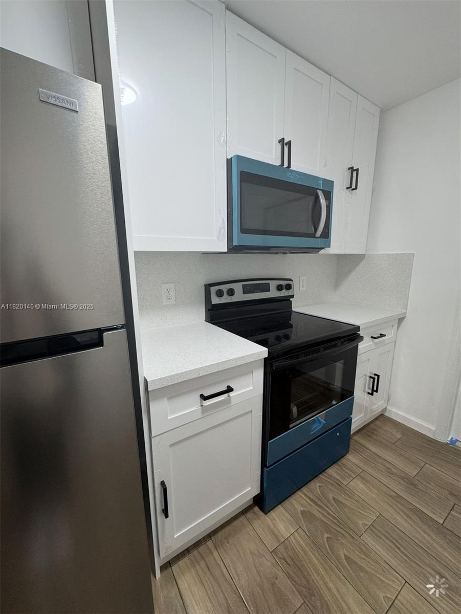 617 NW 3rd Ave, Hallandale Beach, FL 33009 - photo 1