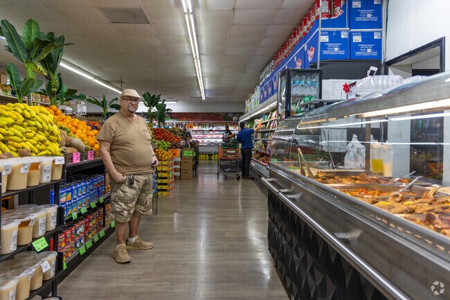 Westhaven Heights offers traditional lunches at the local Supermarket.