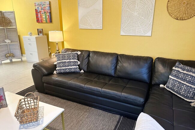 408 NW 5th Ave unit ID1359111P, Gainesville, FL 32601 - photo 6