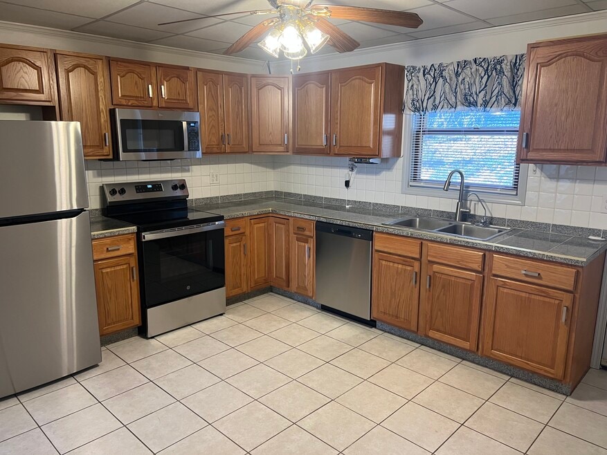 2507 Rebecca Ct W unit 1, Quincy, IL 62305 - photo 1