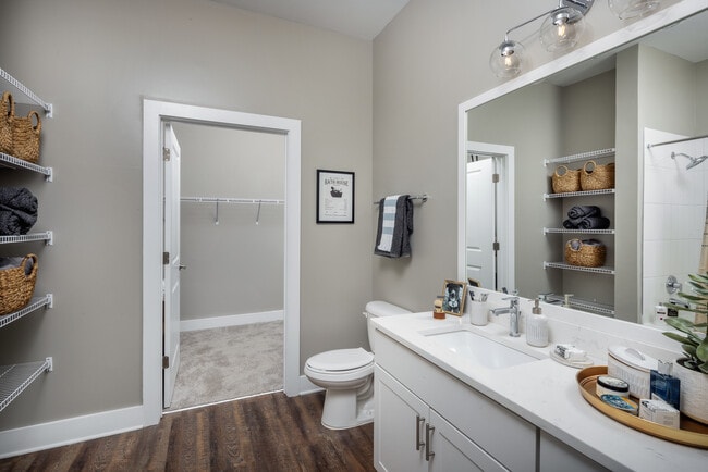 Avalon Highland Creek, Charlotte, NC 28269 - photo 7