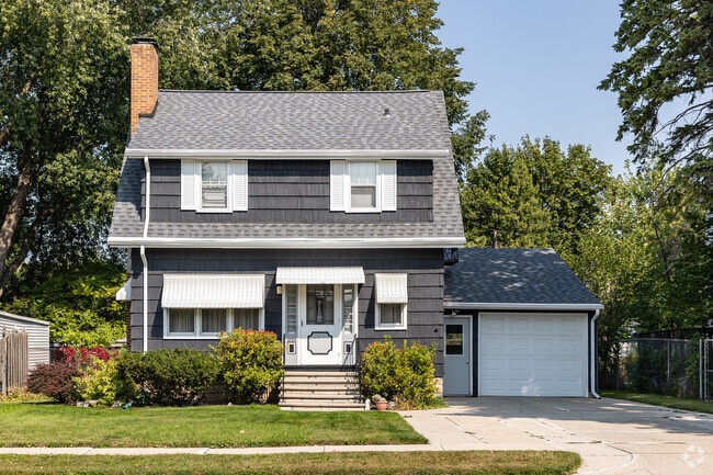 A few two-story homes sit in Haevers Corners, Green Bay.
