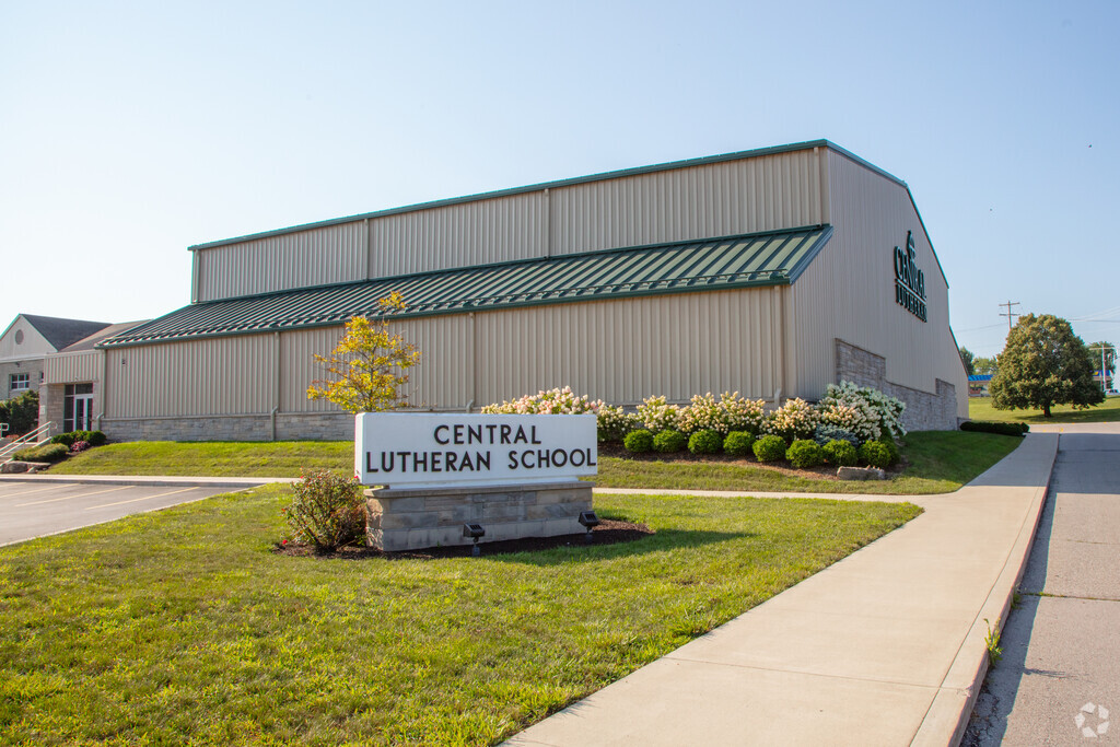 Central Lutheran School building in New Haven.