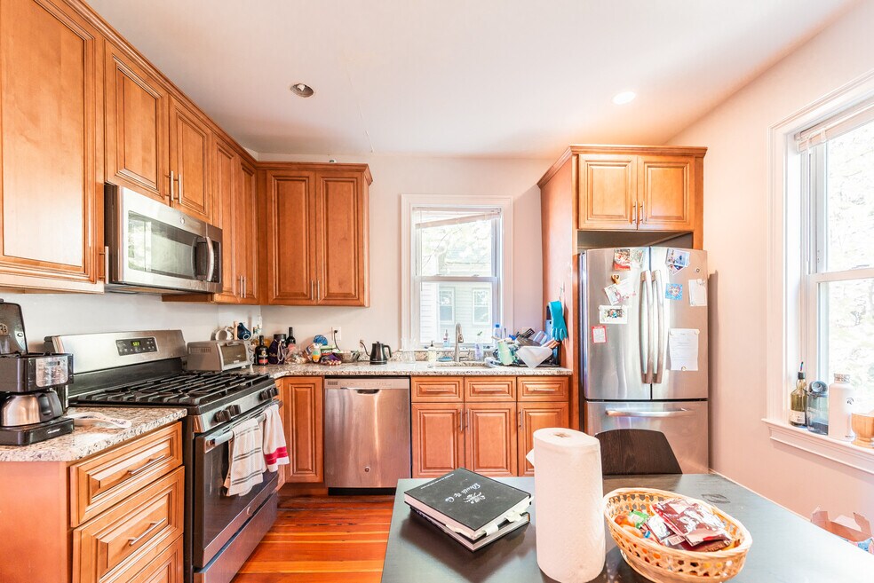 26 Boylston St unit 2, Jamaica Plain, MA 02130 - photo 1