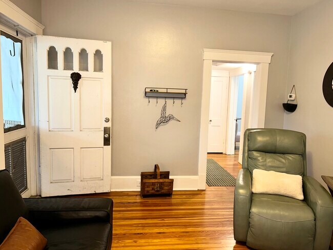 1039 Riviera St unit Riviera, Jacksonville, FL 32207 - photo 6