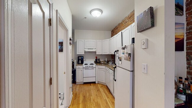 96 Prince St unit 3, Boston, MA 02113 - photo 5