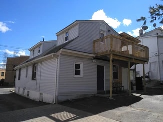 68 Ramapo Valley Rd Unit First Floor, Mahwah, NJ 07430