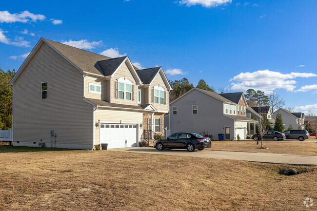 Modern colonial influences can be seen within Gloucesters home architecture.