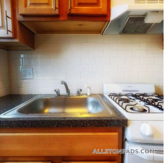 1144 Commonwealth Ave Unit 6, Boston, MA 02134