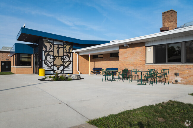 Custer I Elementary