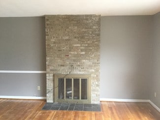 940 Mcbryde Dr, Blacksburg, VA 24060