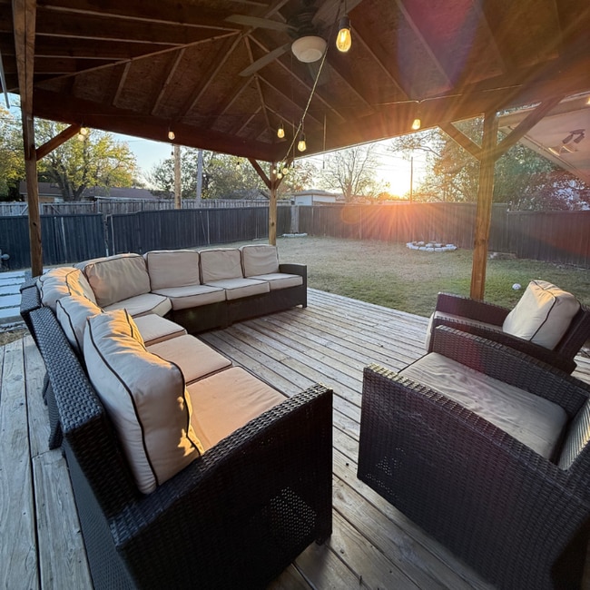 1208 Noble Ave, Carrollton, TX 75006 - photo 5