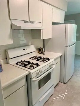 415 S Sugar Creek Blvd, Sugar Creek, MO 64054 - photo 5