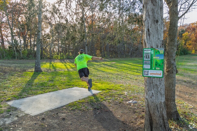 Disc golf courses offer casual fun near Maurertown.
